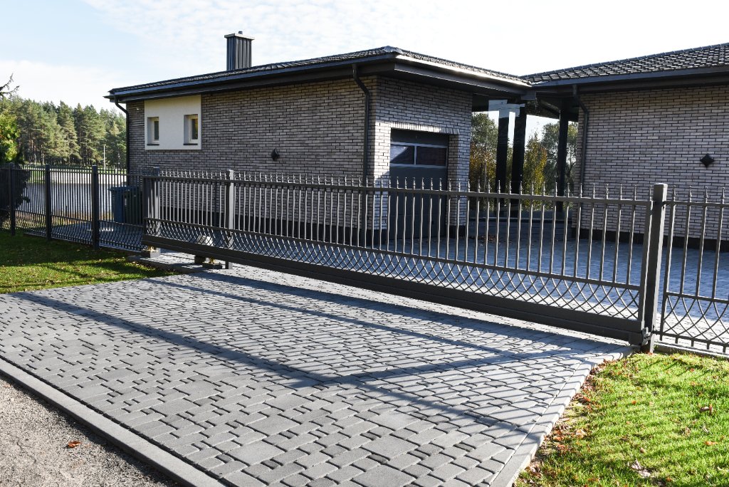 Kiemo vartai 4
