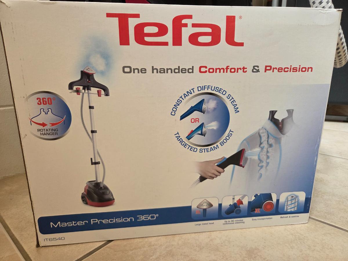 Tefal Master Precision 360 free-standing garment steamer