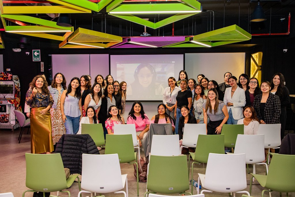 Equipo Women Biz