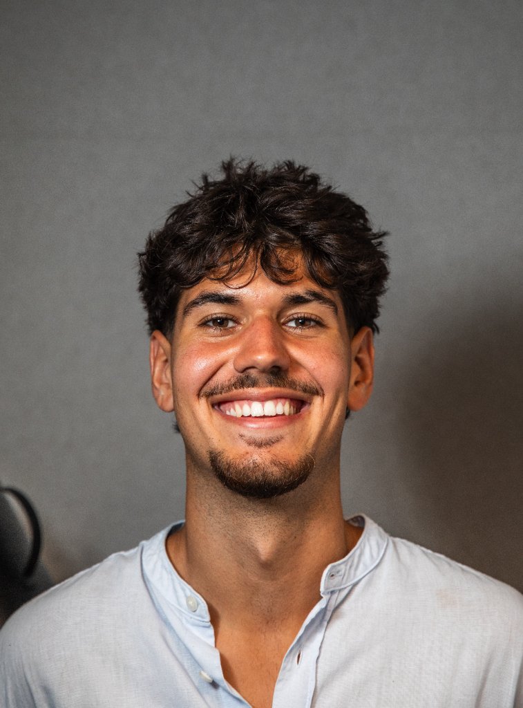 Efe
Ünal