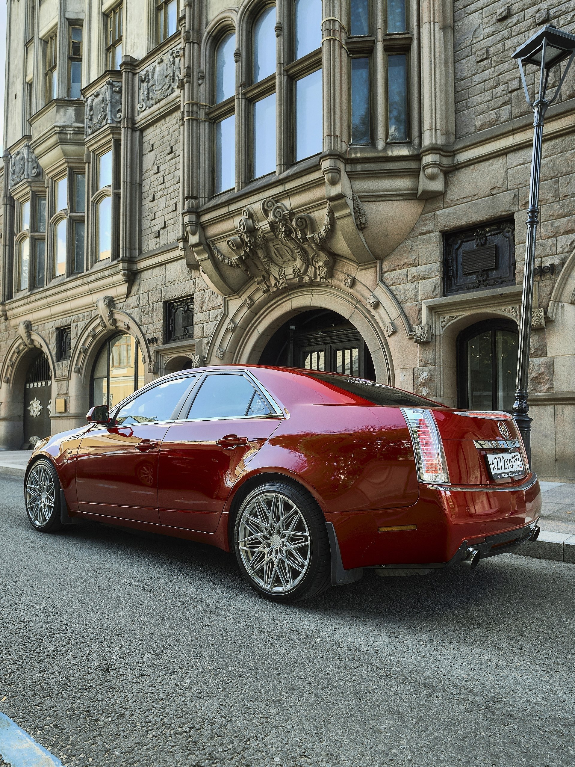 Cadillac CTS — фото 1