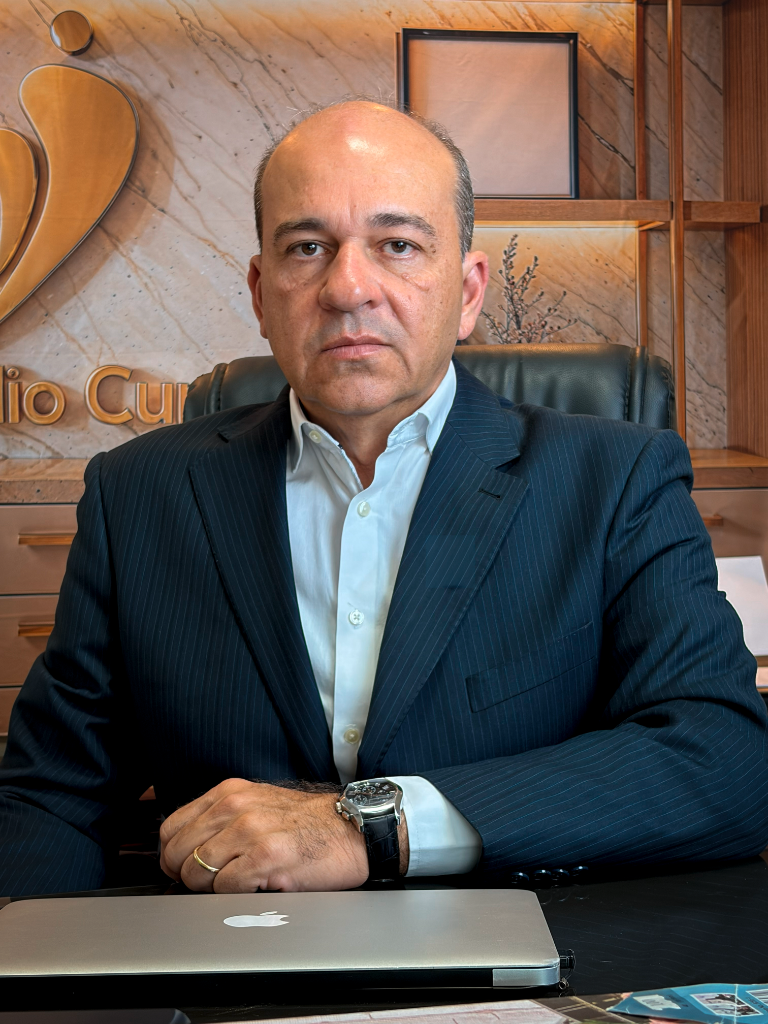 Dr. Túlio Cunha