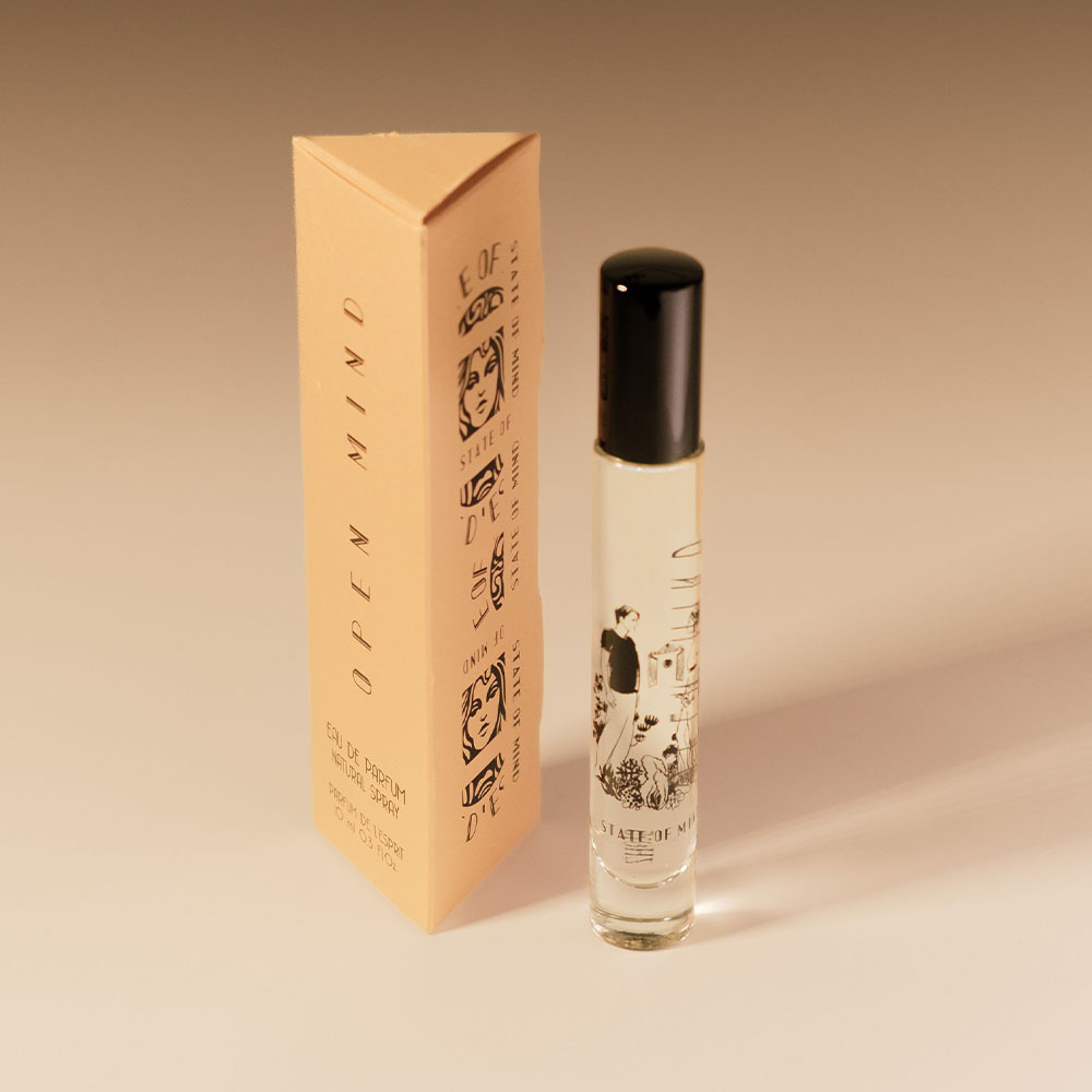 10ml Perfume Spray with golden triangular case