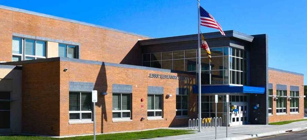 Commercial trash and dumpster service in Jessup, MD 20794