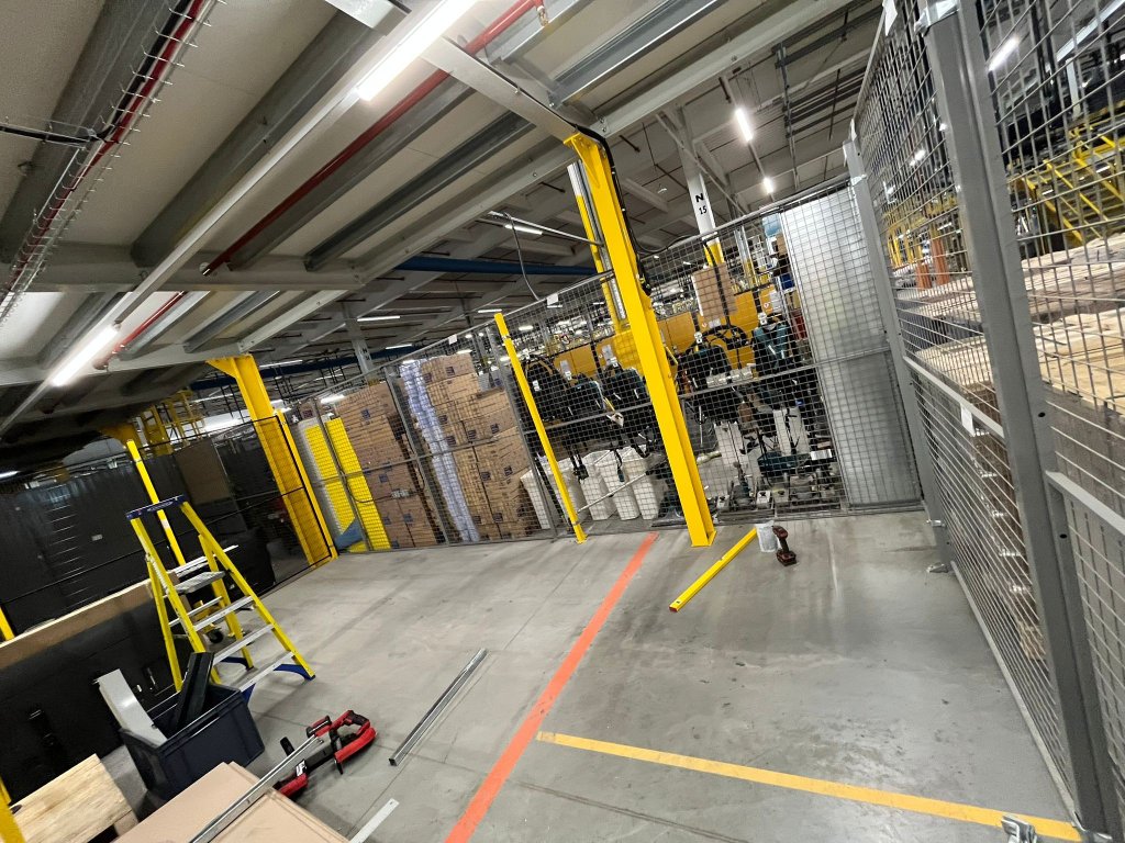 wall graphics for Amazon Fulfillment Centre (image 6)