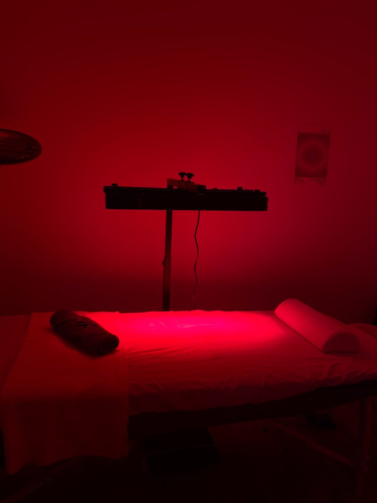 Světelný panel nad lehátkem