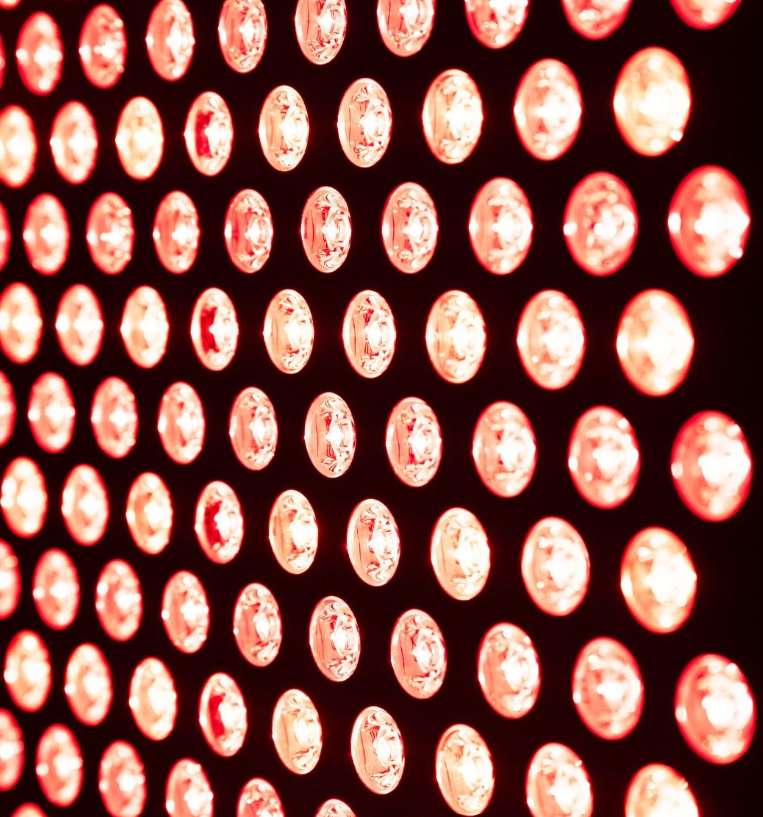 Světelný panel – červené LED diody