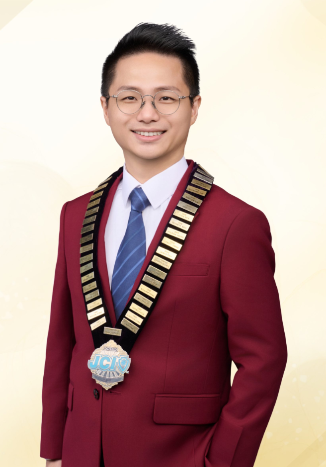 李旭鈞 President