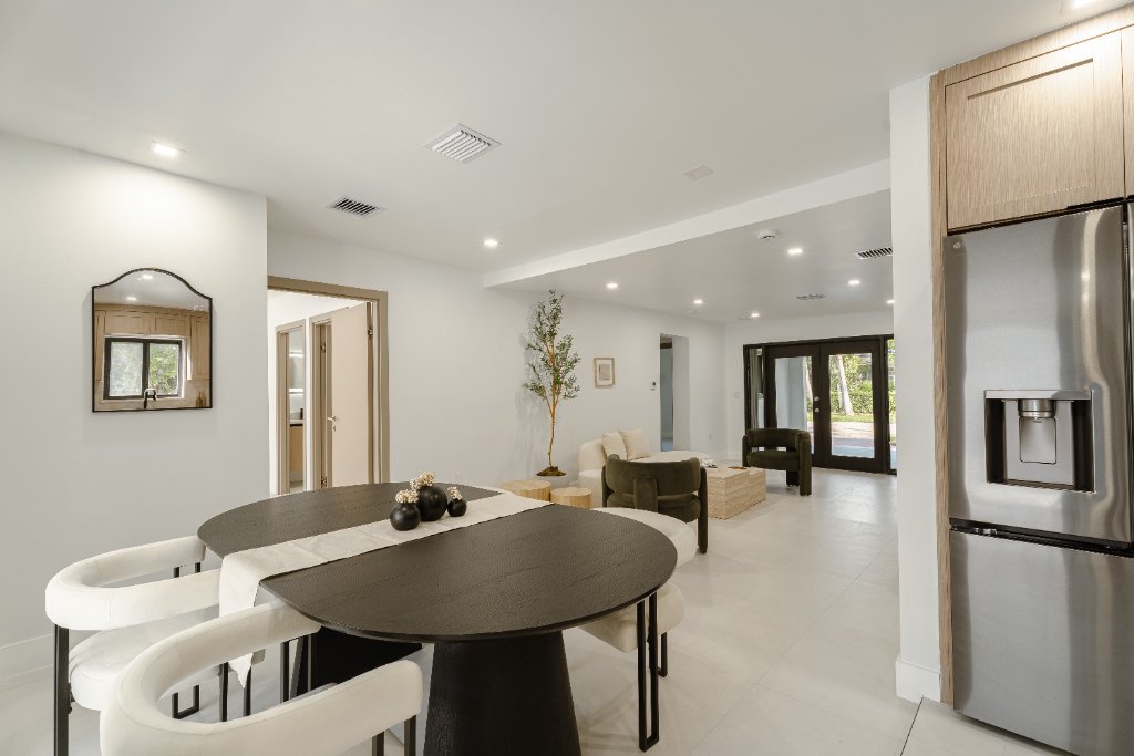 Biarritz Dr, Miami Beach