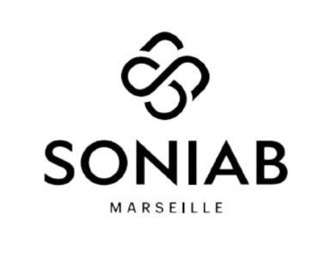Sonia B Marseille — boutique de robes de mariée à Marseille, cliente BrideALL