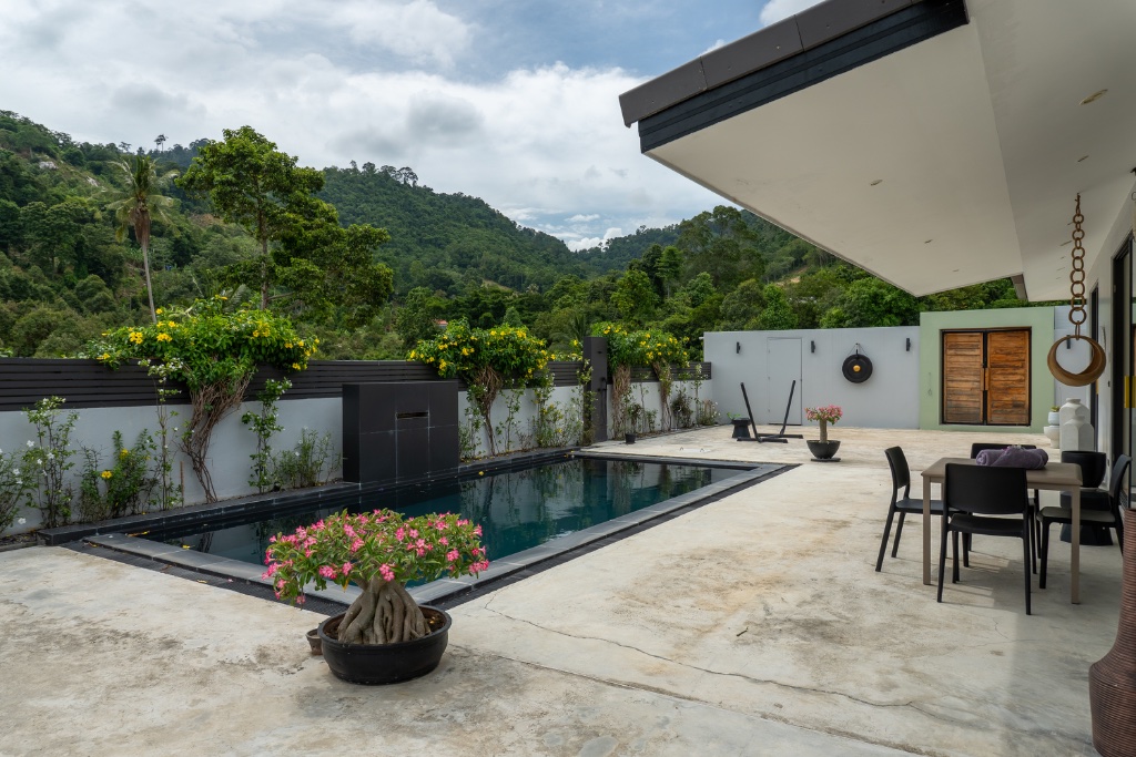 Outside at Coconuts Villa nr 5 in Lamai, Koh Samui