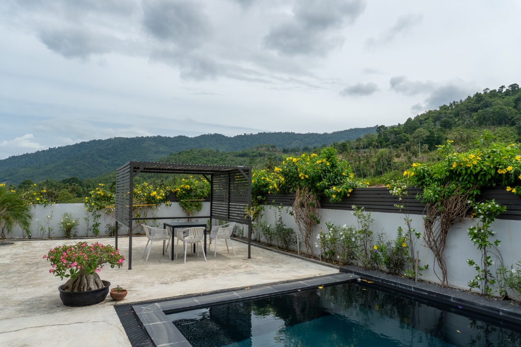 Outside at Coconuts Villa nr 5 in Lamai, Koh Samui