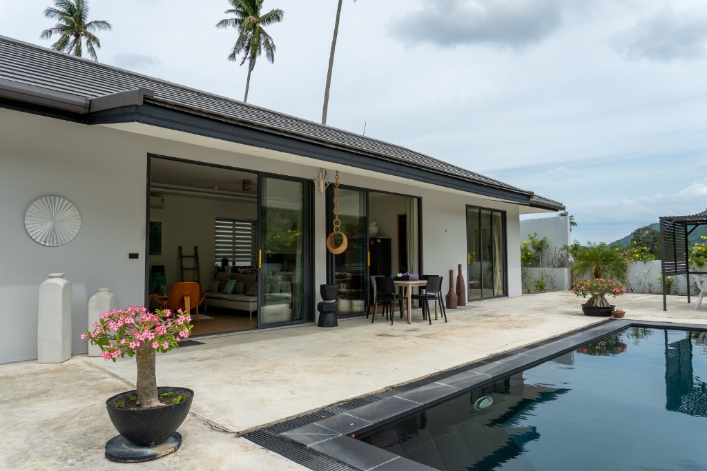 Outside at Coconuts Villa nr 5 in Lamai, Koh Samui