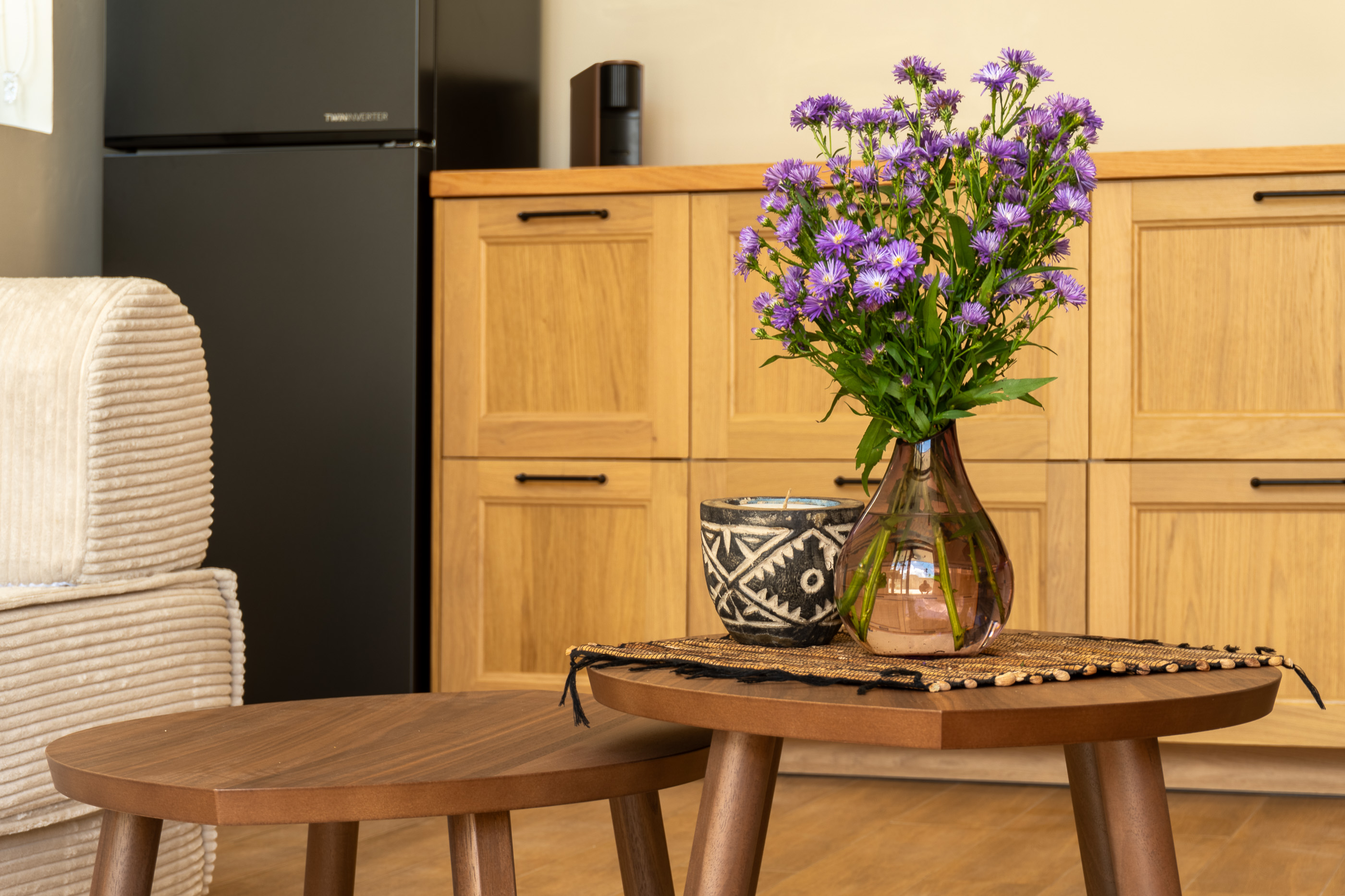 Coffee Table & Vase at Villa Rose in Lamai, Koh Samui