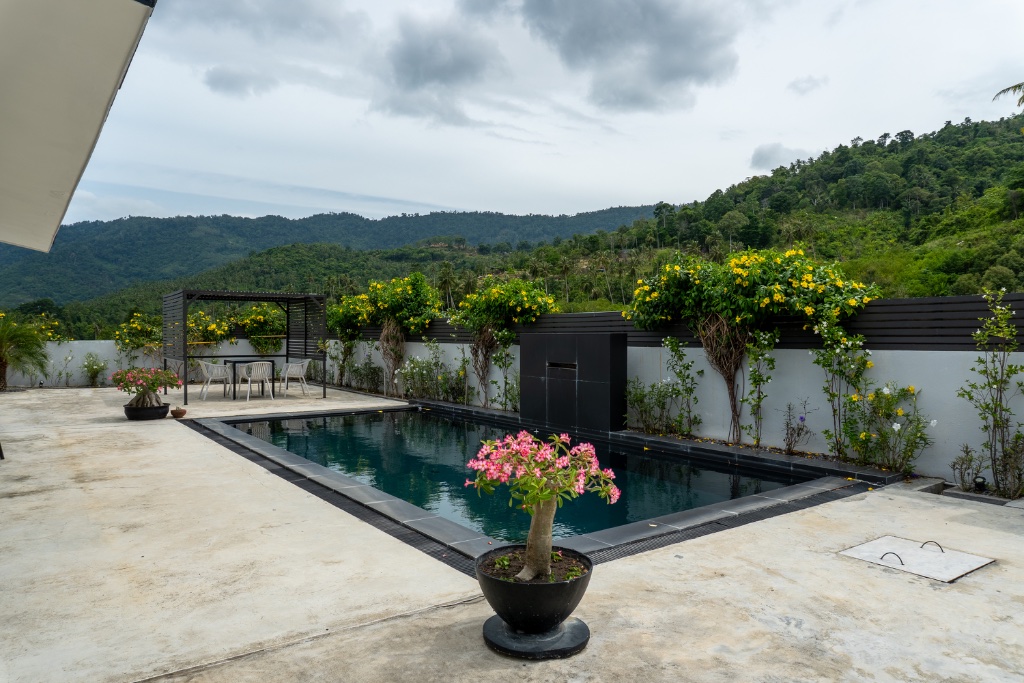 Outside at Coconuts Villa nr 5 in Lamai, Koh Samui