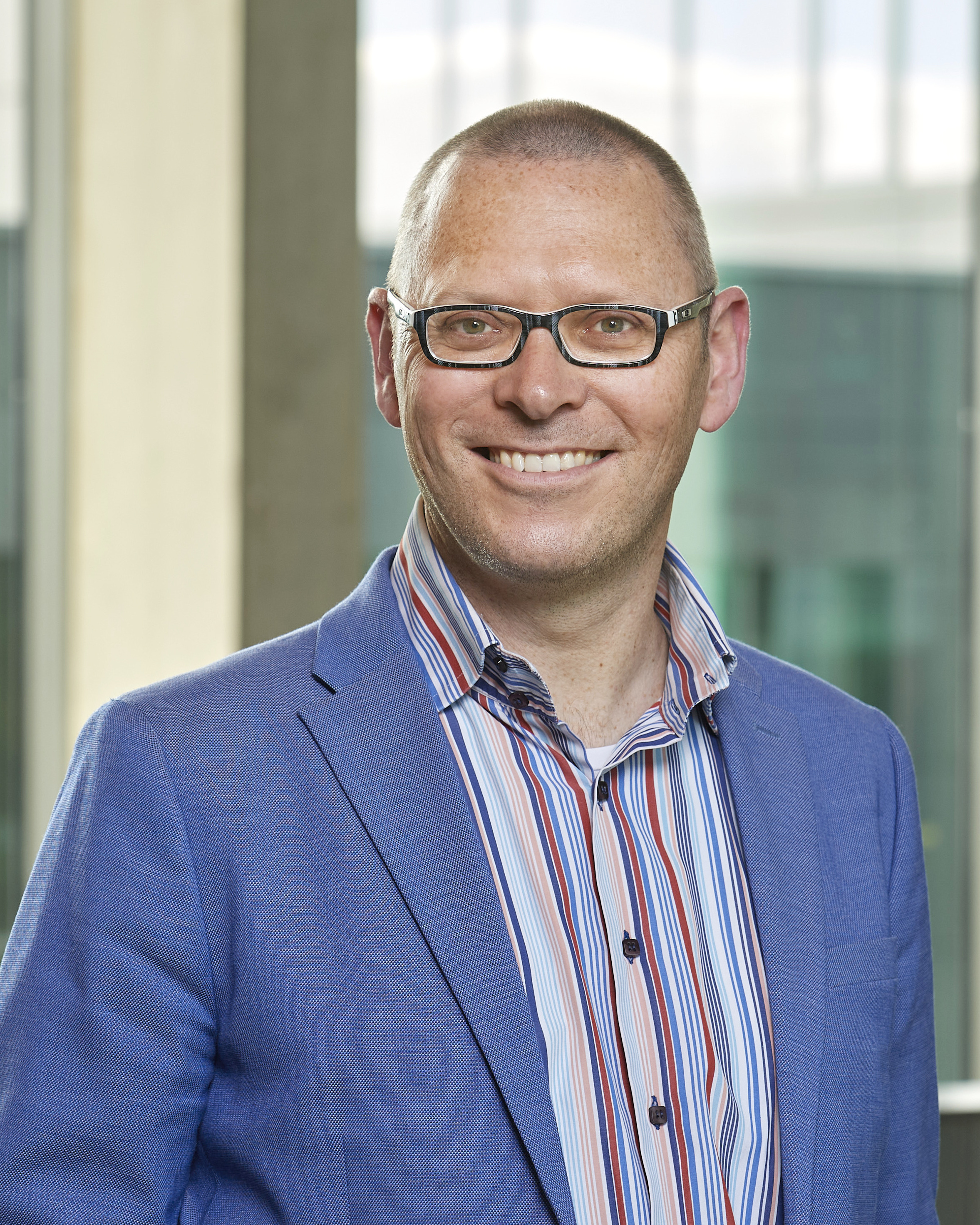 Prof. Dr. Oliver Mauroner, Professor an der Hochschule Hof und Mitglied der Jury des Peter-Henlein-Preises 2026