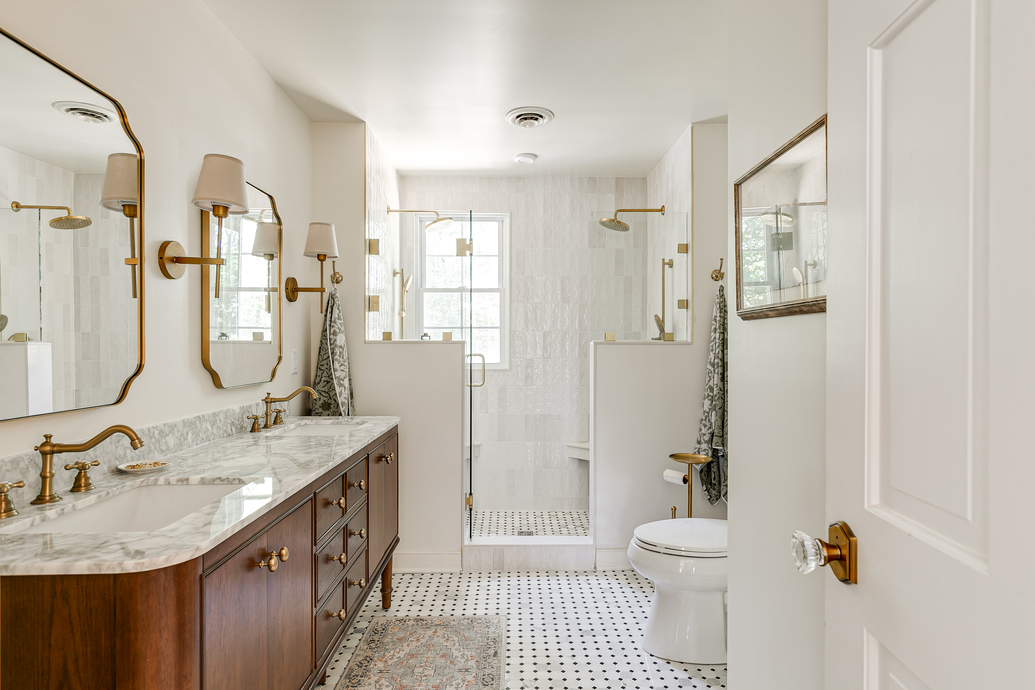 Traditional Bathroom