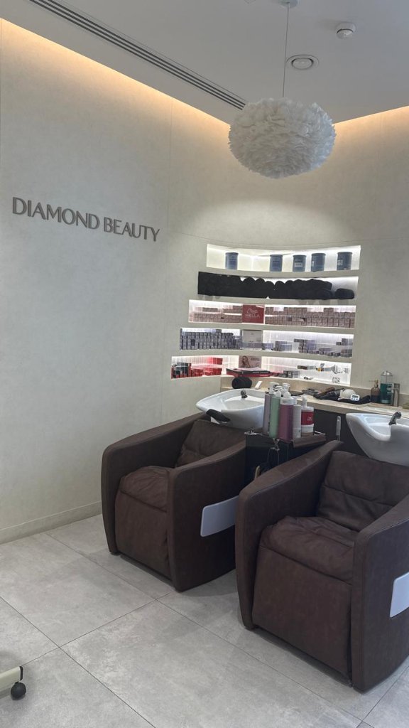 Festival City Salon Interior