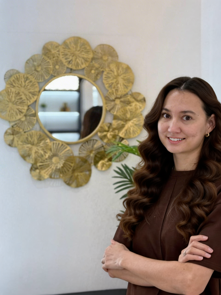 Peri - Supervisor & Nailmaster at Diamond Beauty