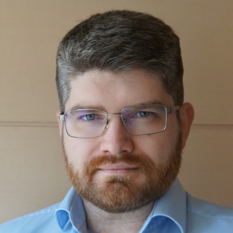 Dr. Ilia Tetin