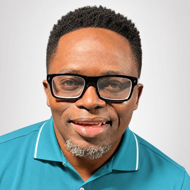 Fungai Tichawangana