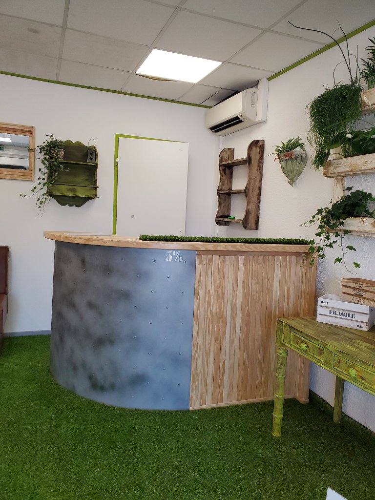 Zone comptoir bois massif et zinc - vue juillet 2020