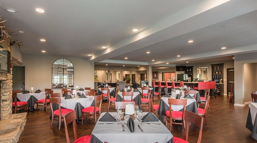 Caledonia Room at Valhalla Resort Hotel