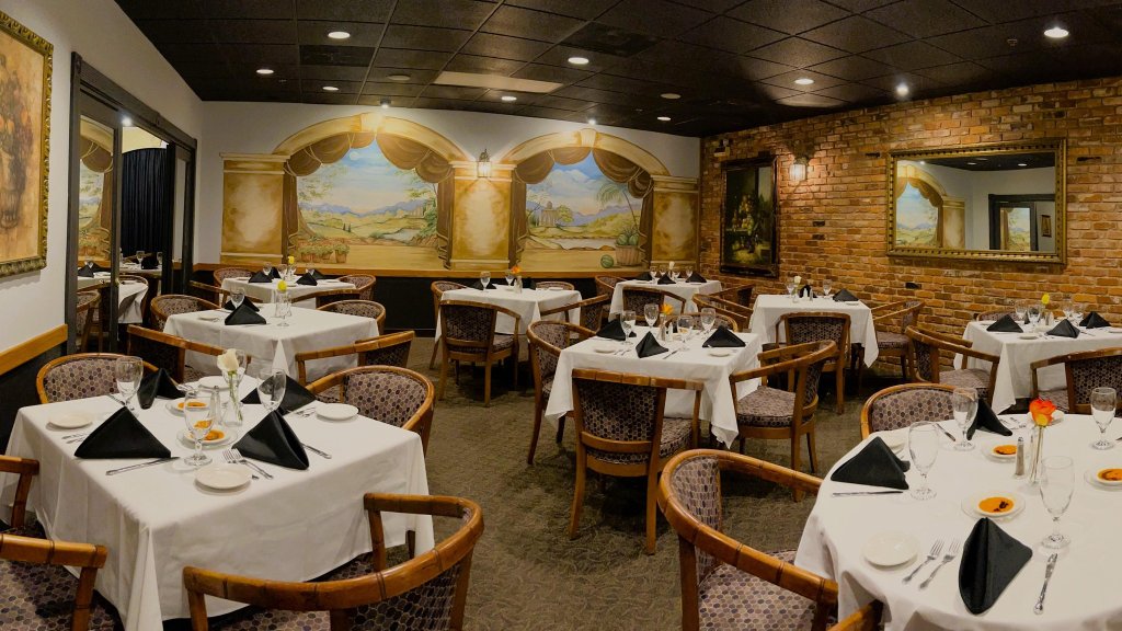 Luna's Restaurant