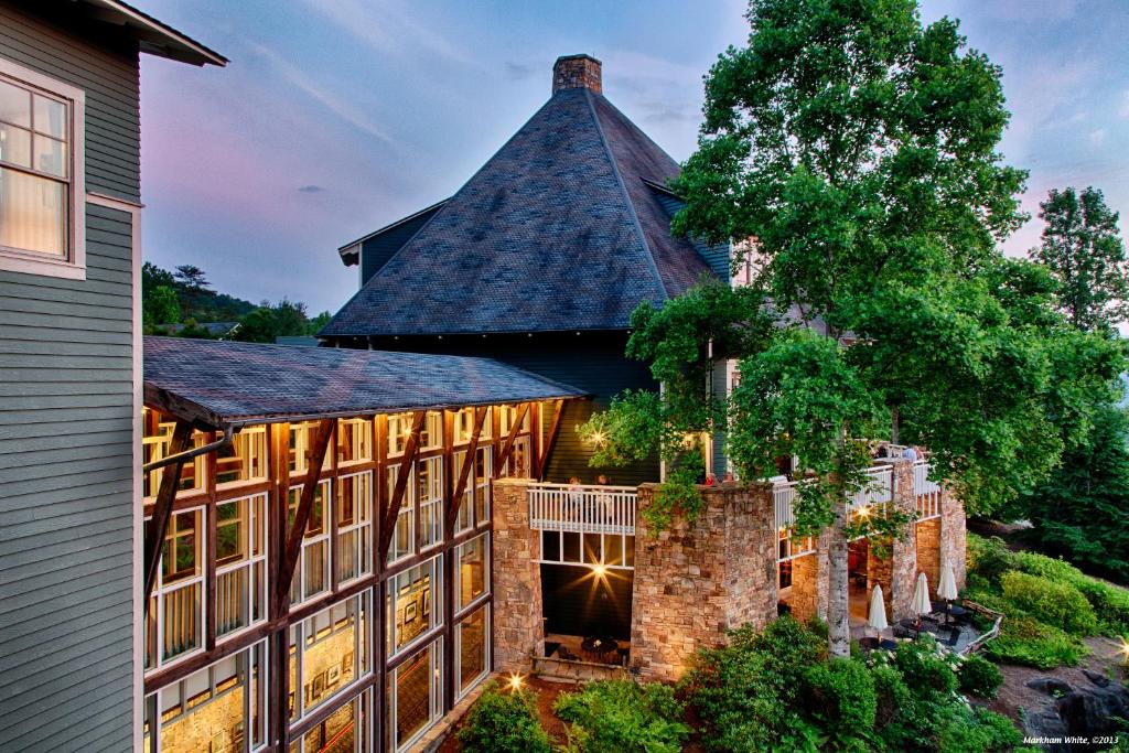 Brasstown Valley Resort Dining