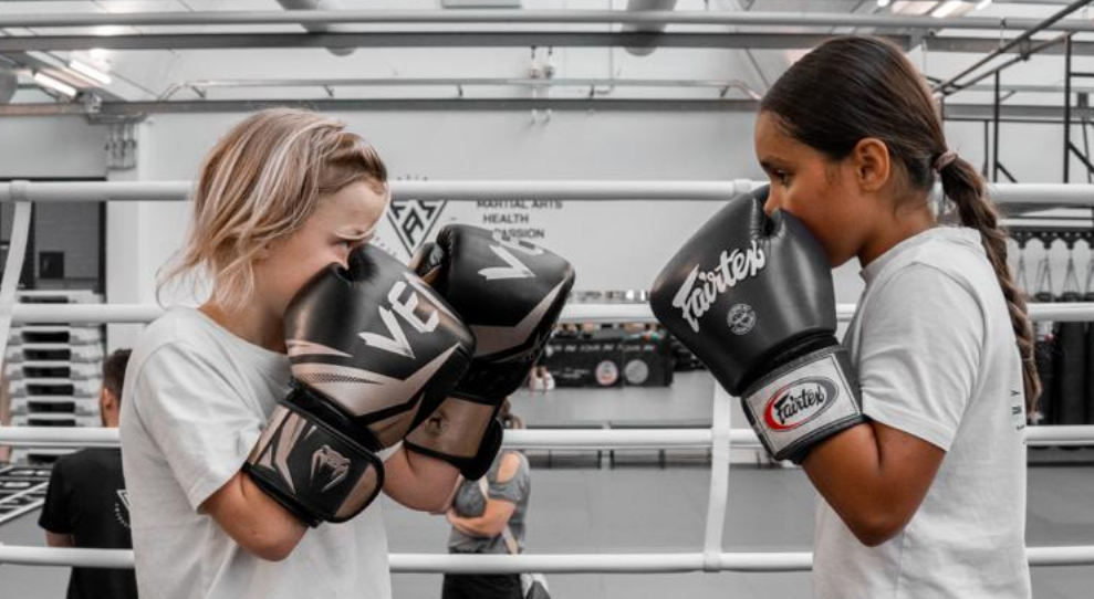 Girls Face Off