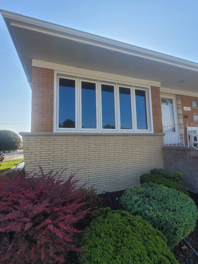 Residential/Commercial Window Tinting & Signage 3