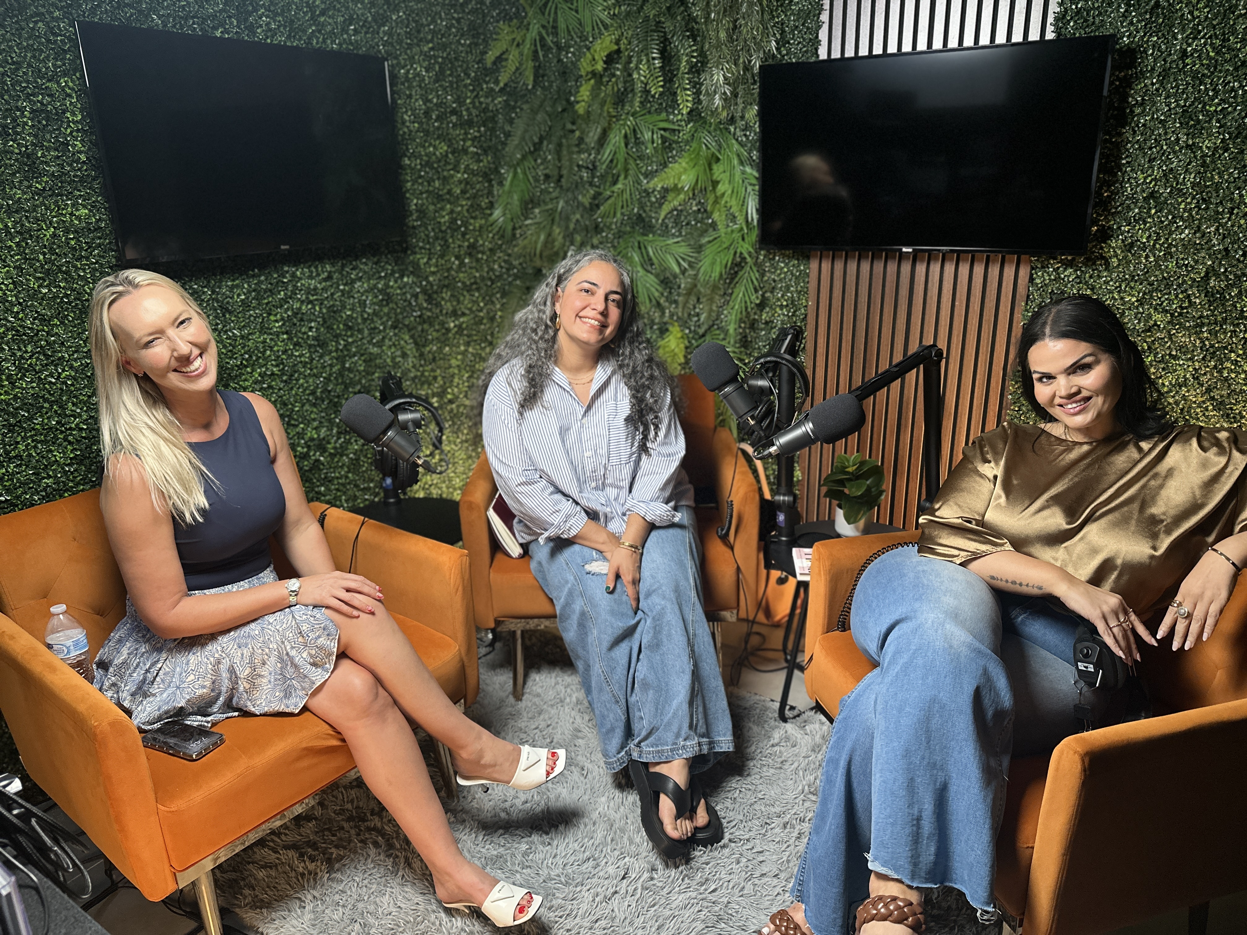 Behind the Scenes 02