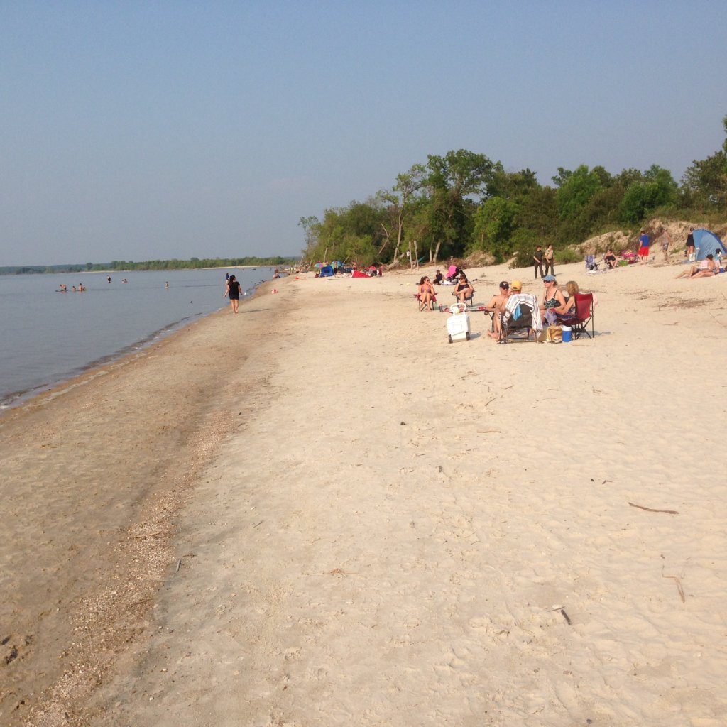 Beaconia beach scene, Patricia Beach Provincial Park