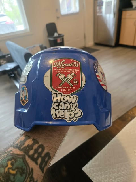 Hard hats, hard work, big hearts 💪👷