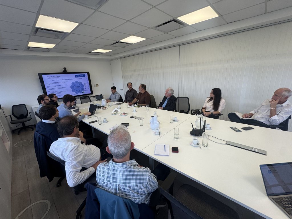 Diálogo con operadores sobre el Programa Transporte Inteligente (PTI)