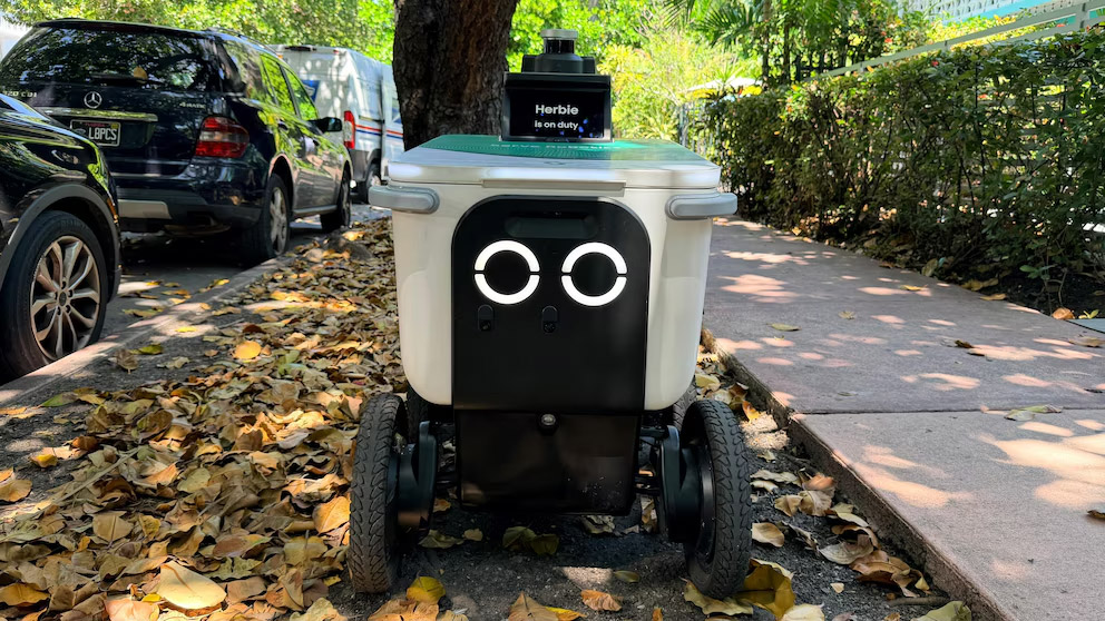 Robot de reparto Serve Robotics