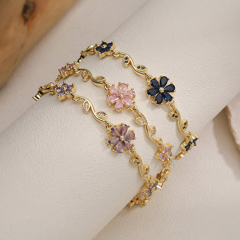 Copper Inlaid Colorful Zirconia Five-Petal Flower and Leaf Bracelet - Versatile Floral Petal Hand Accessory