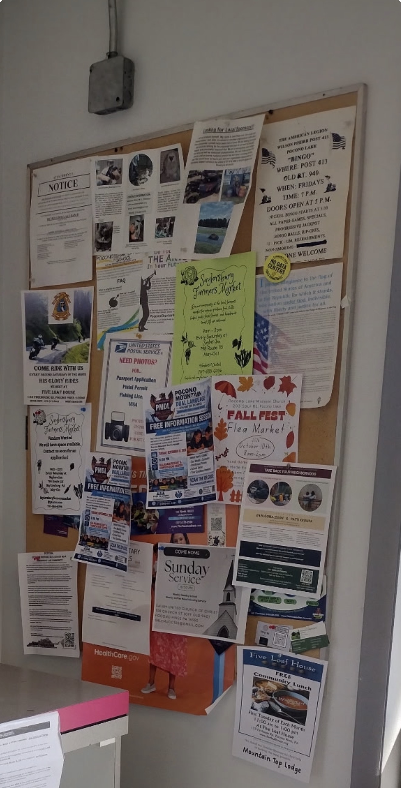 Blakeslee Post Office community bulletin board