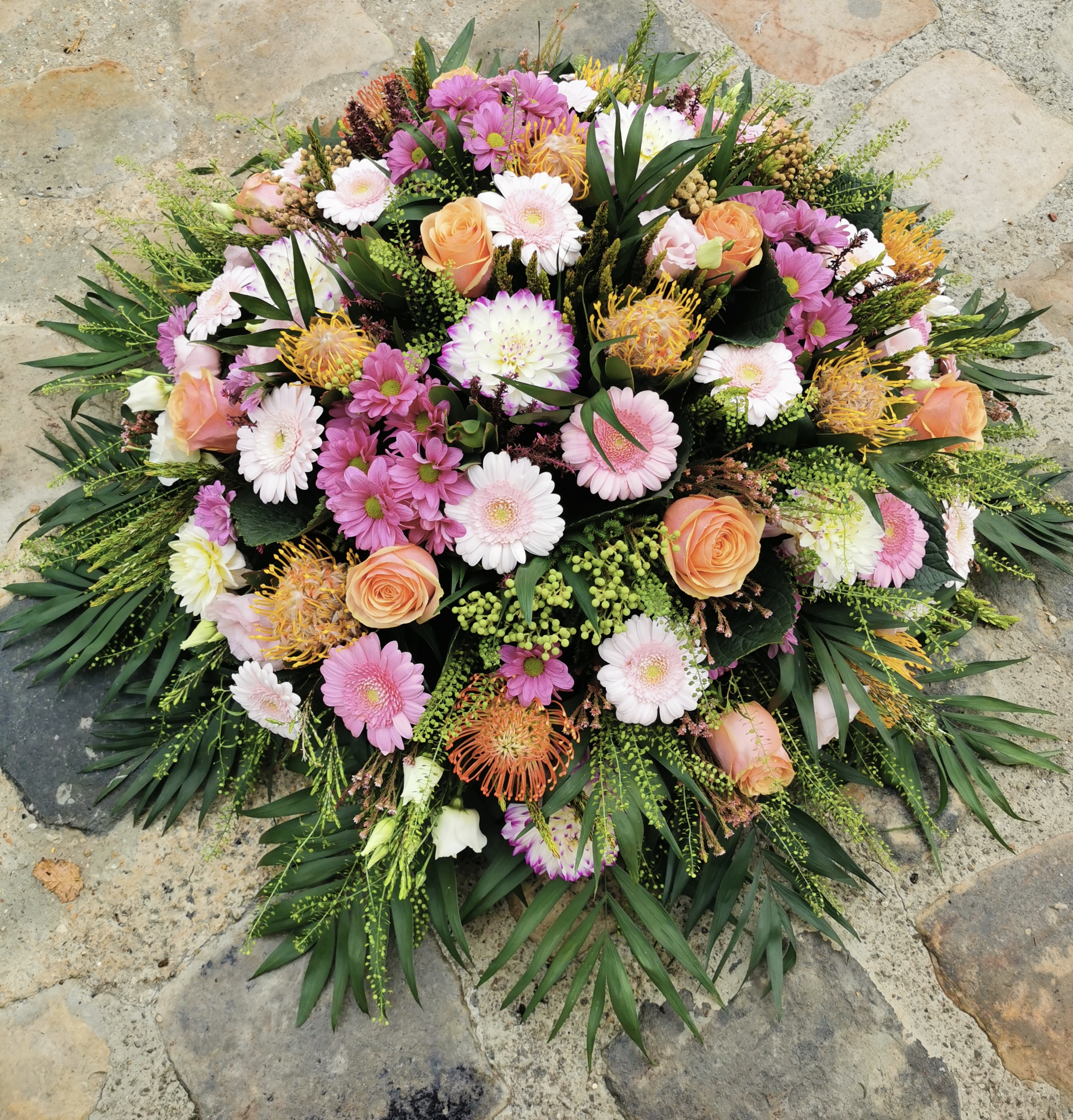 COUSSIN ROND