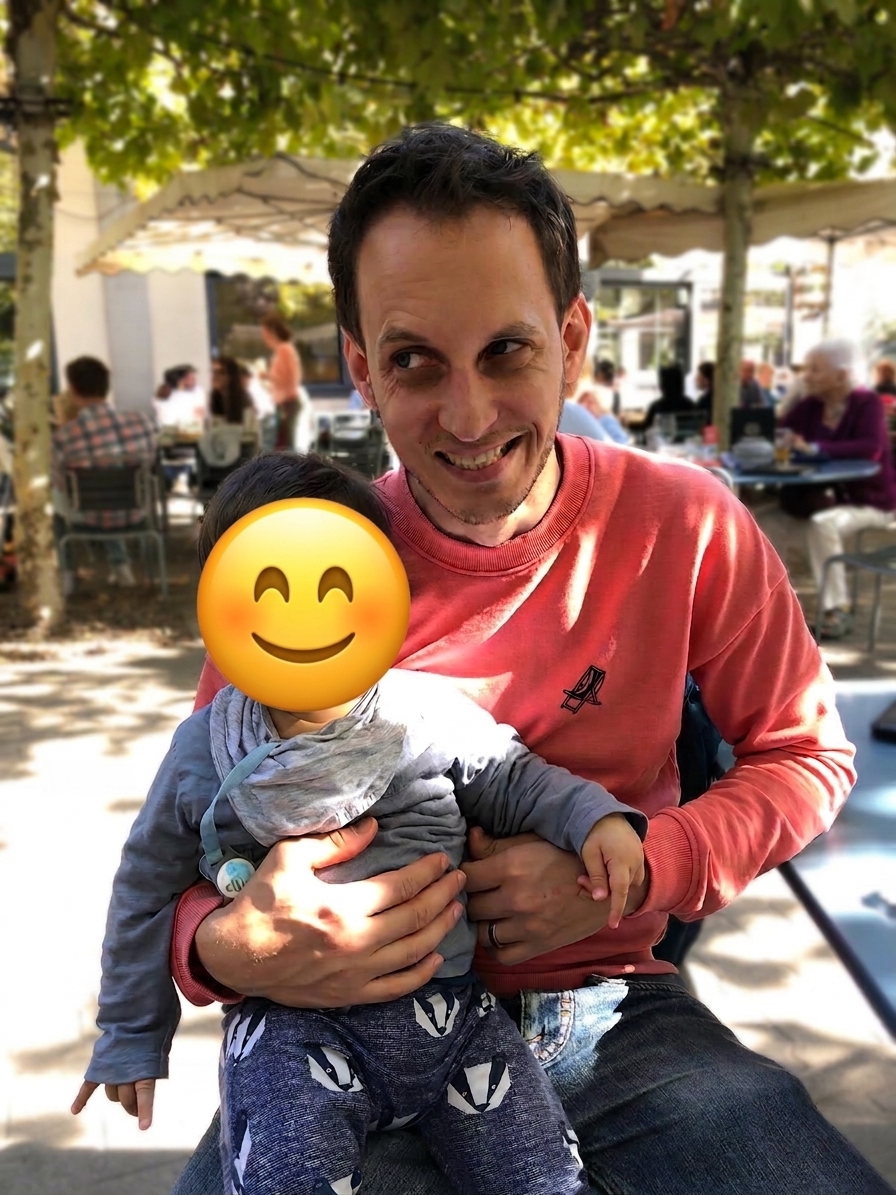 Dirk mit seinen Kindern in Basel