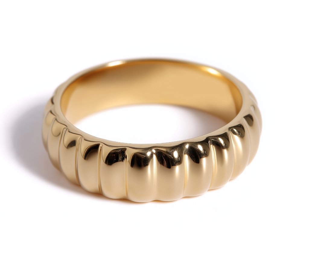 Scalloped dome yellow gold wedding band