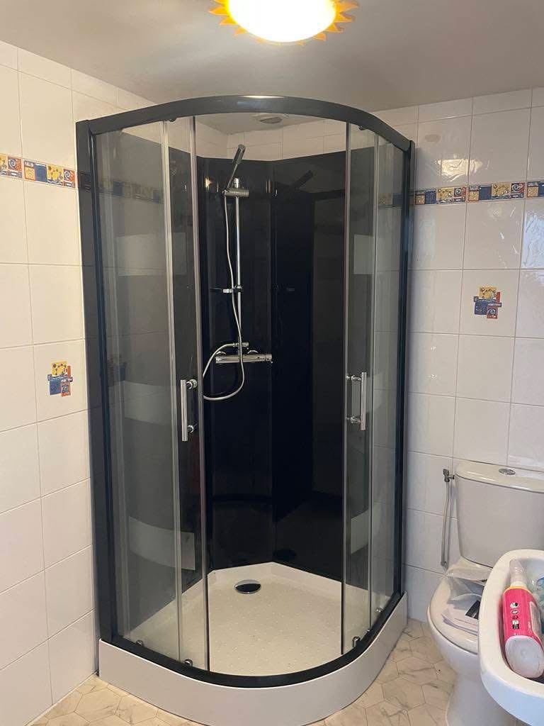 Installation de cabine de douche