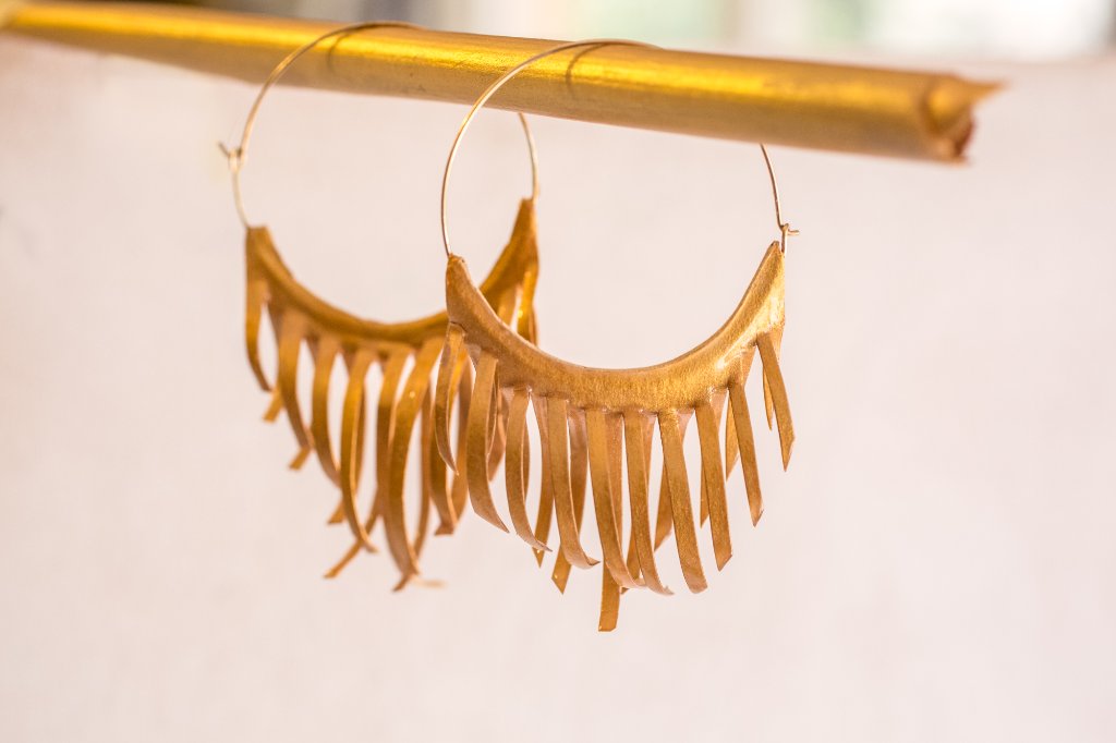 Paper jewelry creation 9