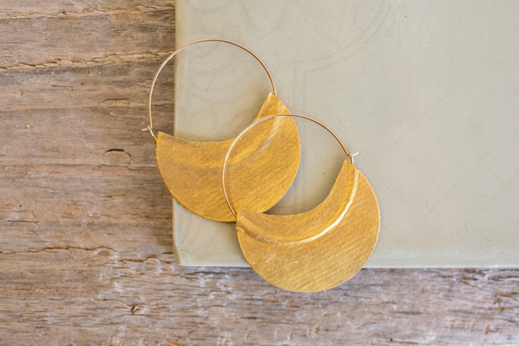 Paper jewelry creation 7