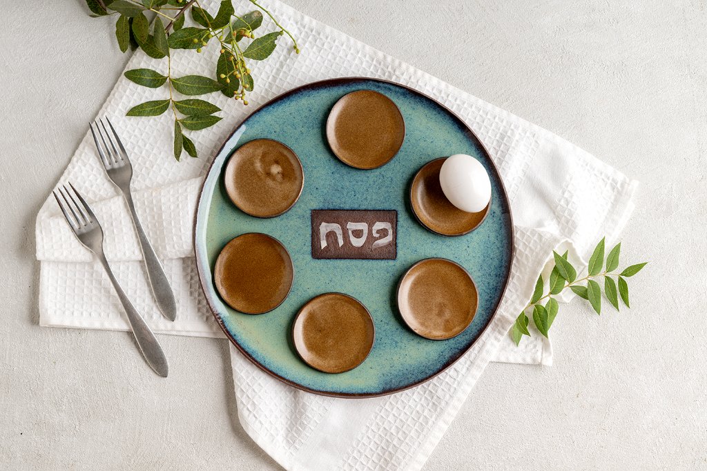 קערת סדר קרמית