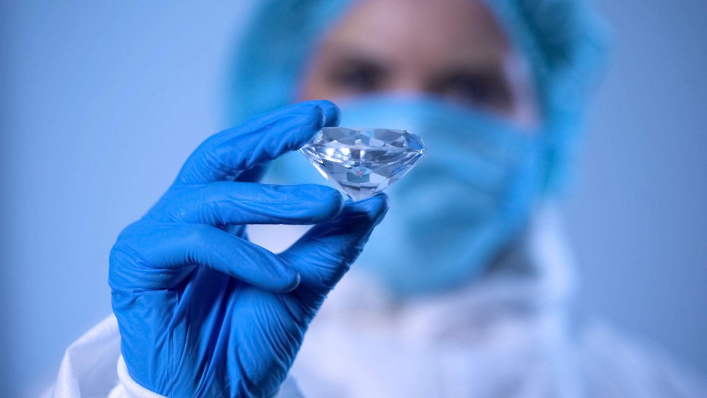 Natural vs. Lab-Grown Diamonds: Market Positioning, Value Retention, and Disclosure Risk