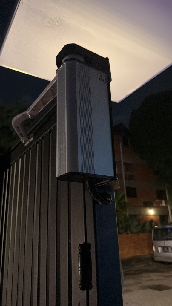 Malvern Springs Integrated Security & Vehicle Access — Auto Swing Gate Motor