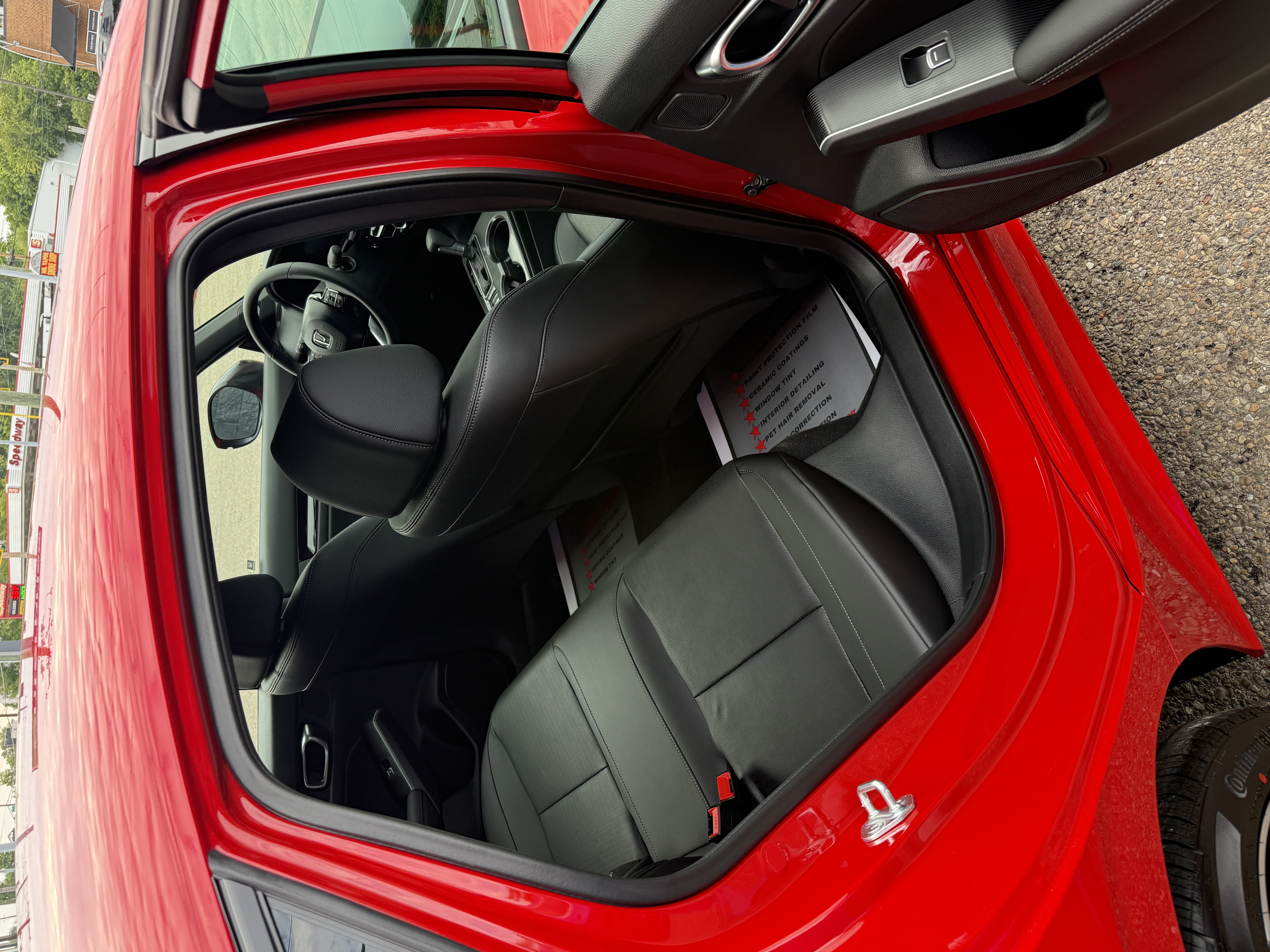Honda CR-V – Rear Door Panel (Blue)