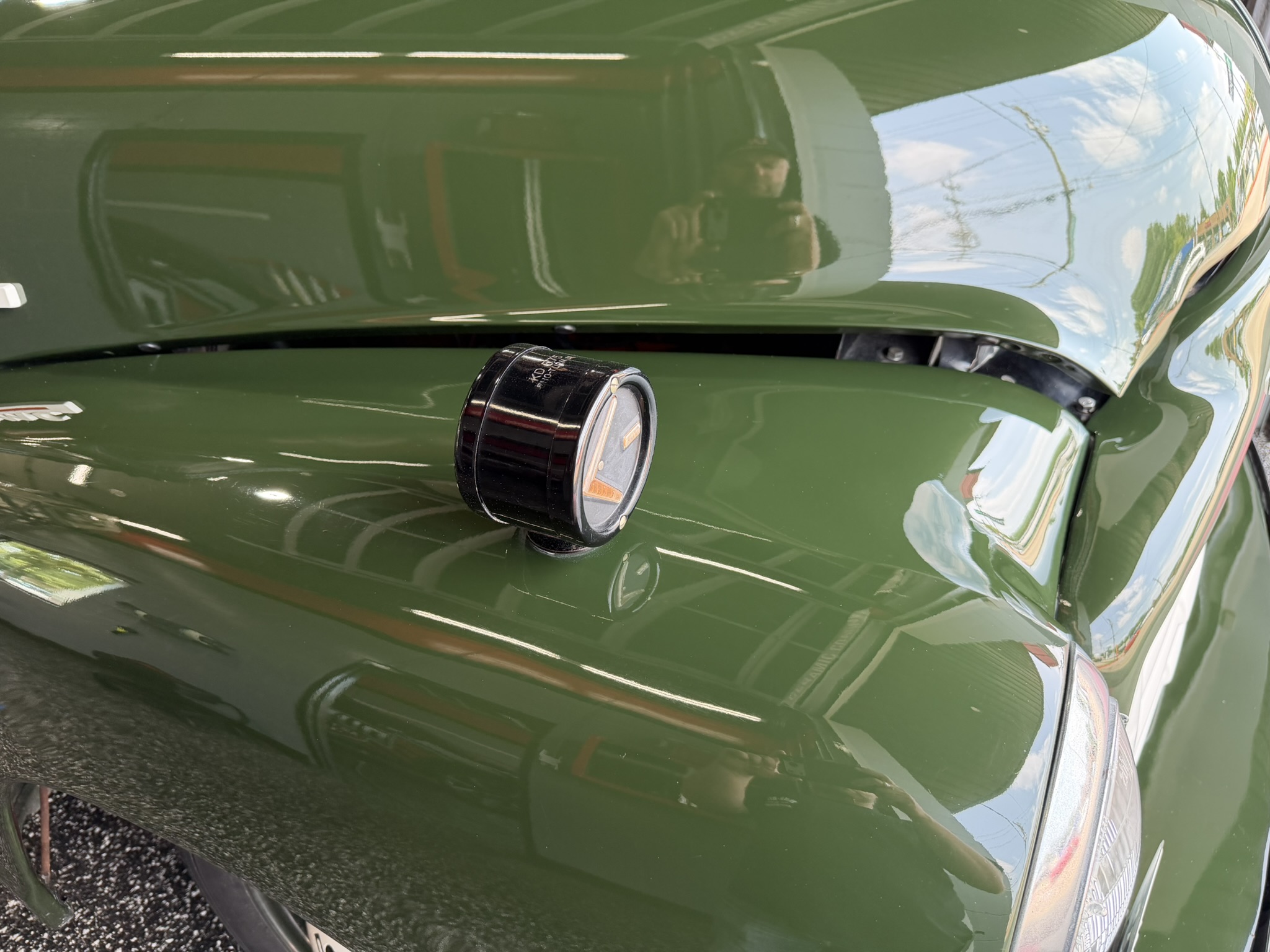 Classic GMC – Body Side Reflection