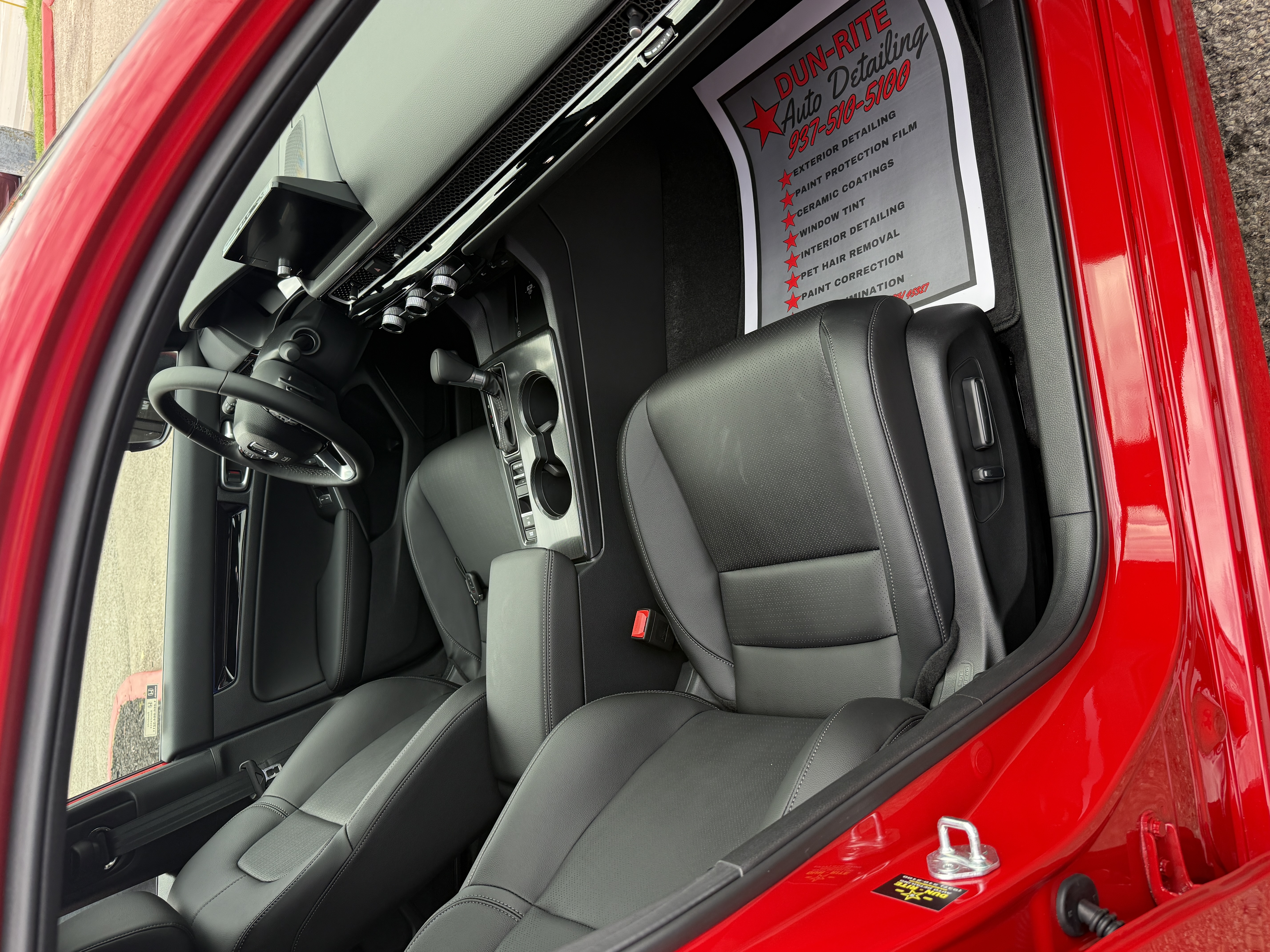 Honda CR-V – Side Gloss Detail (Blue)